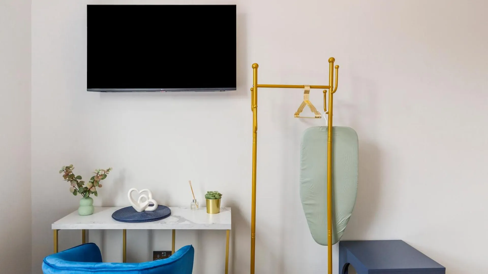 לונדון Cityscape Oasis Chic Studio For Urban Dwellers